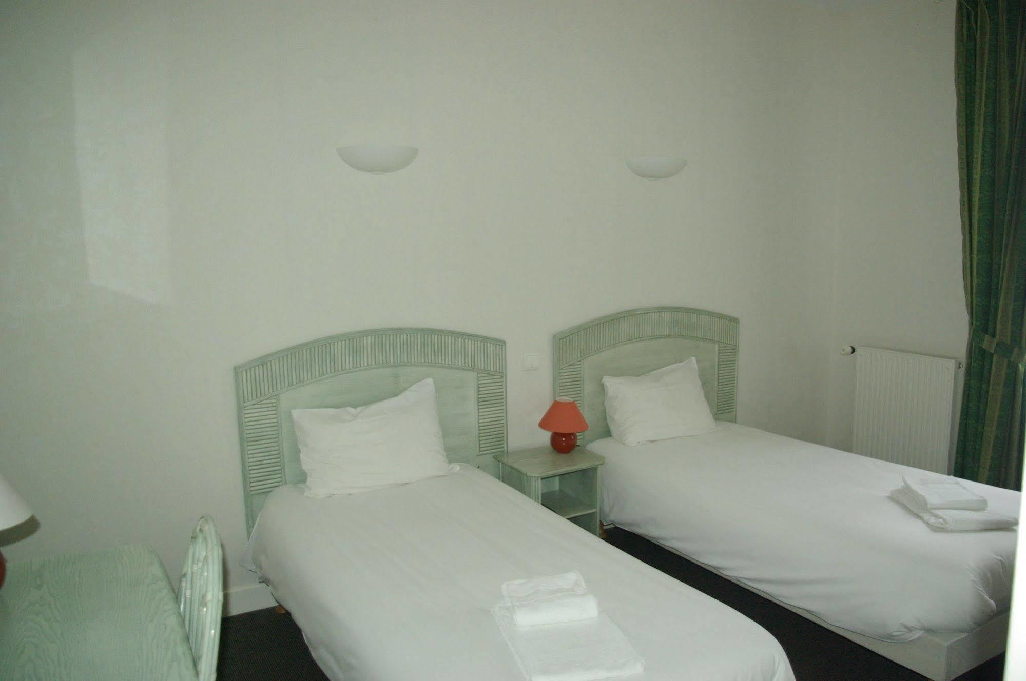 Hotel Akena Hf Limoges Exterior photo